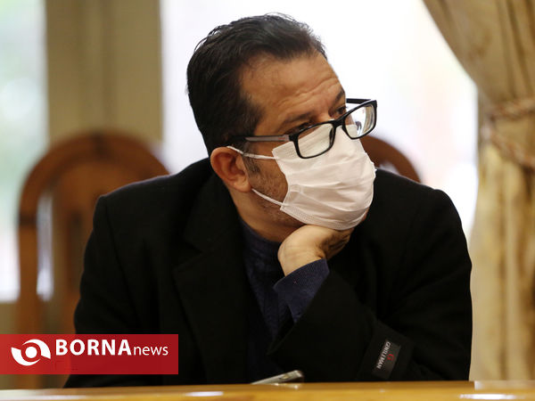 نشست خبری استاندار فارس به مناسبت دهه فجر