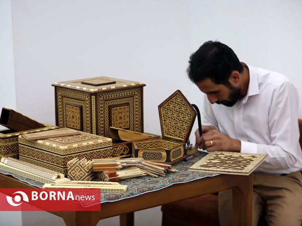 نشست «توسعه کارآفرینی فرهنگی با تمرکز بر صنایع دستی» در شیراز