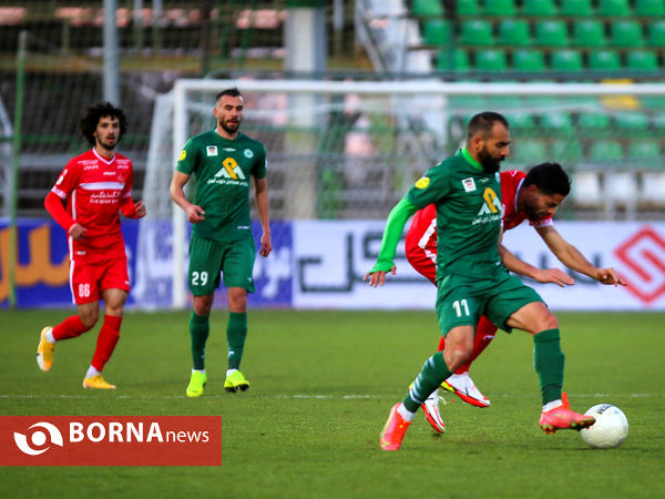 دیدار تیم‌های ذوب آهن - پرسپولیس