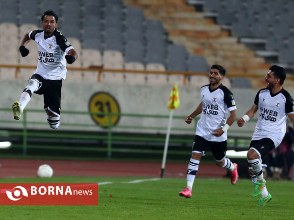 دیدار تیم های فوتبال  پرسپولیس - هوادار