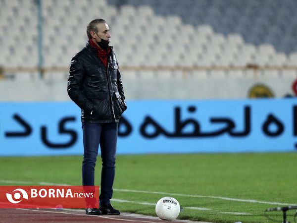 دیدار تیم های فوتبال  پرسپولیس - ماشین‌سازی