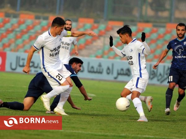 دیدار تیم های فوتبال استقلال- پیکان