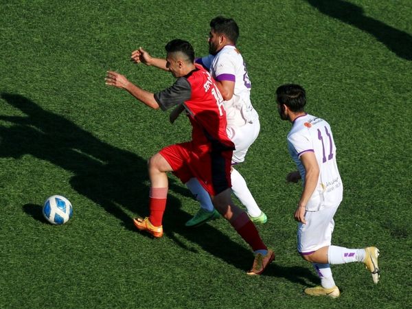 دیدار تیم‌های فوتبال سپیدرود رشت _  ویستاتوربین تهران