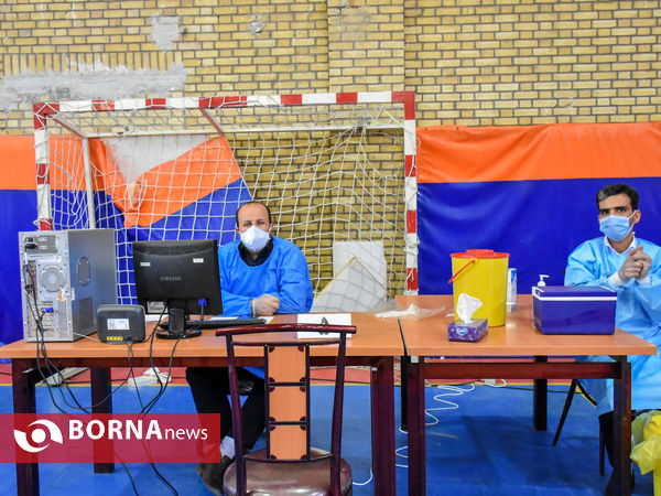 واکسیناسیون پرسنل درمان استان مرکزی