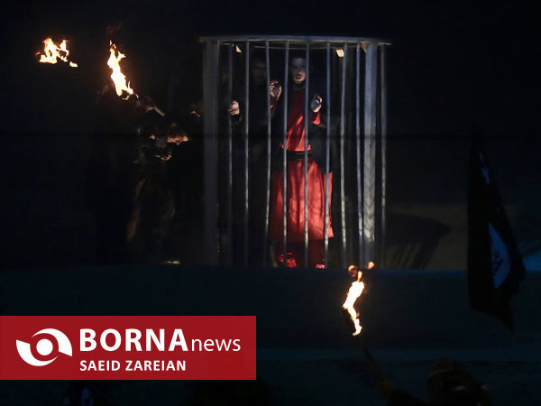 نمایش میدانی «تنهاتر از مسیح»