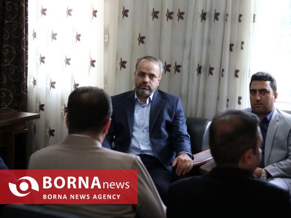 بازدید مدیرکل مشارکتهای اجتماعی و فعالیت های داوطلبانه وزارت ورزش و جوانان از دفتر خبرگزاری برنا کردستان 