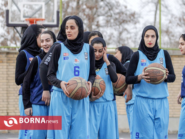 تمرینات تیم بسکتبال اکسیژن اراک