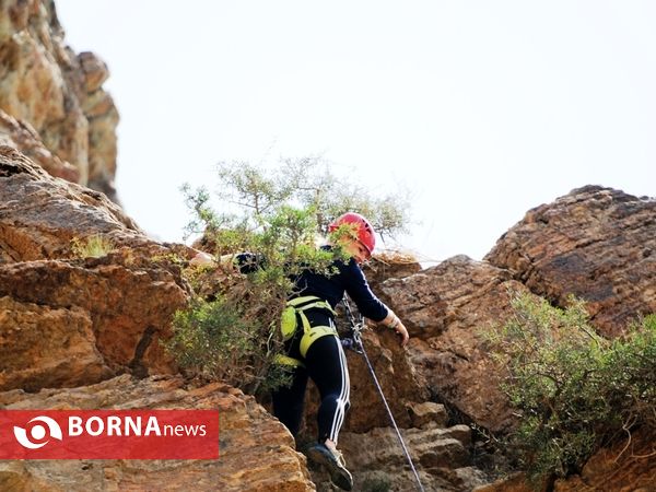 صخره نوردی در منطقه تنگه وردیج- غرب تهران
