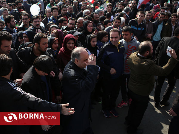 راهپیمایی ۲۲ بهمن -۲