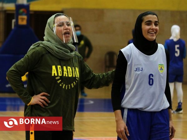 تمرینات تیم بسکتبال بانوان پالایش نفت آبادان