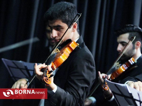 پشت صحنه ارکستر رامشه