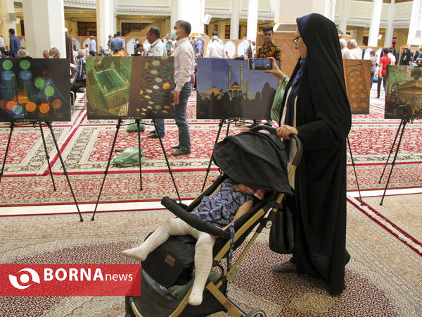 نمایشگاه عکس « کرامت » در حرم شاهچراغ(ع)