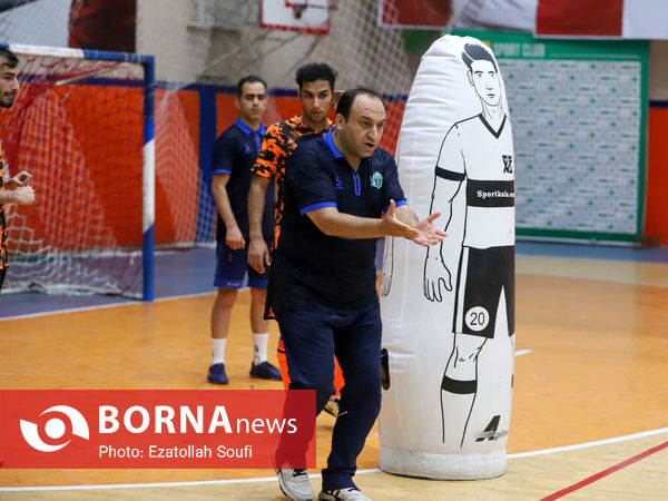 تمرینات پیش فصل تیم فوتسال آلومینیوم