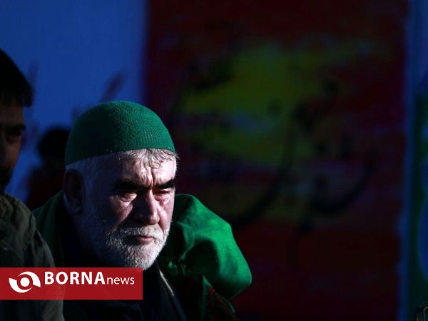 نمای نزدیک اربعینیون شلمچه