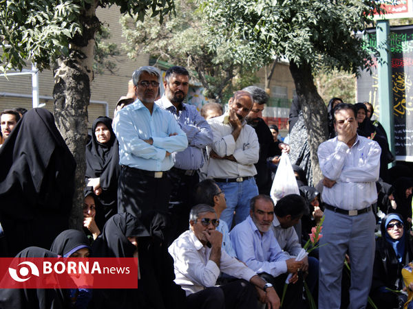 مراسم تشیع پیکر شهدای گمنام در همدان