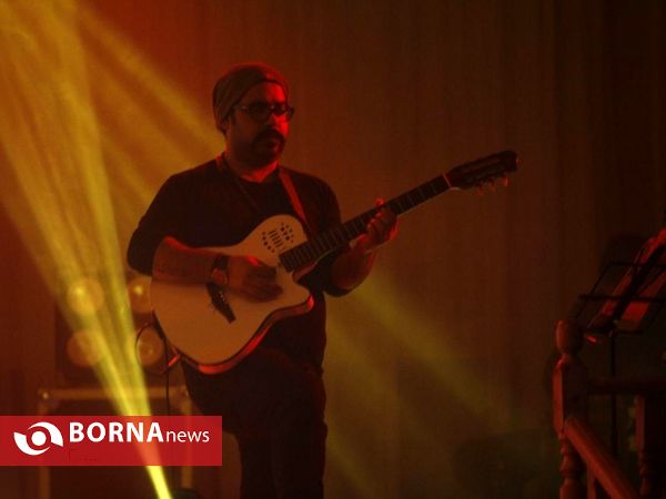 کنسرت مهدی احمد وند - تالار البرز لاهیجان