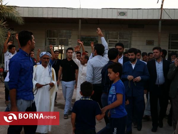 بازدید استاندار خوزستان از وضعیت طرح آبرسانی غدیر در آبادان و دیدار با روستائیان(1)