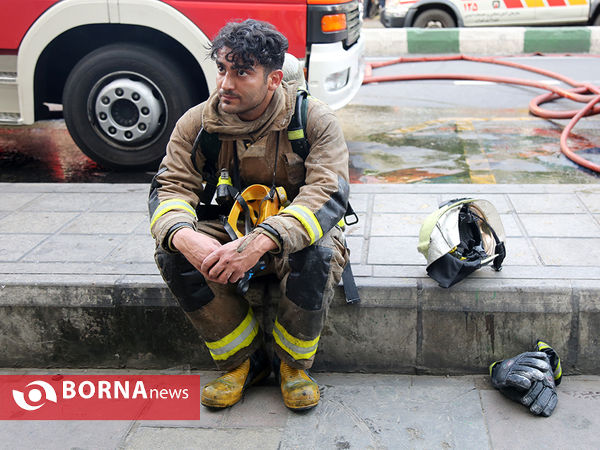 آتش سوزی مجتمع تجاری مهستان