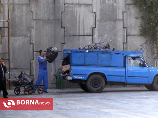 در حاشیه نمایشگاه مطبوعات