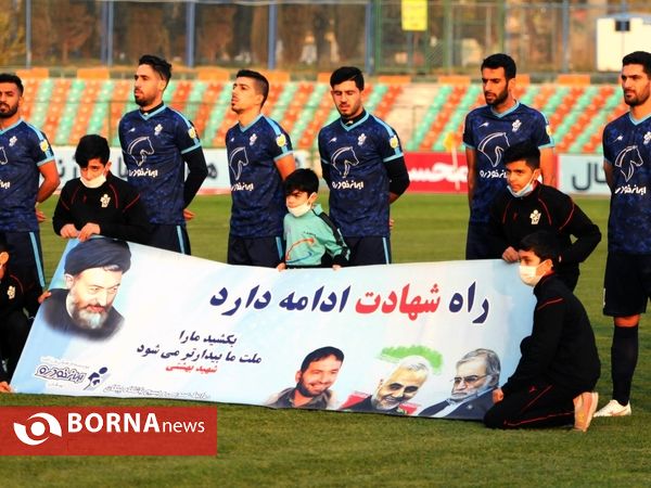 دیدار تیم های فوتبال استقلال- پیکان