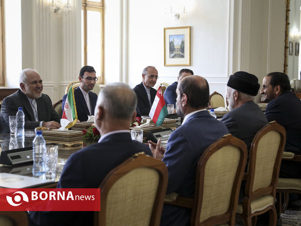 دیدار وزیر خارجه عمان با محمدجواد ظریف