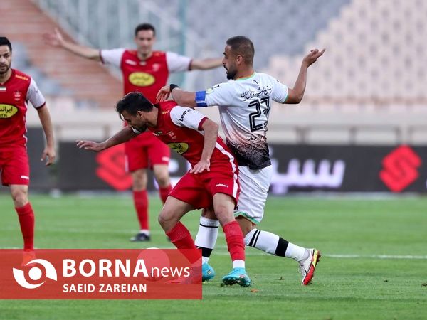 دیدار تیم های فوتبال پرسپولیس_ مس رفسنجان