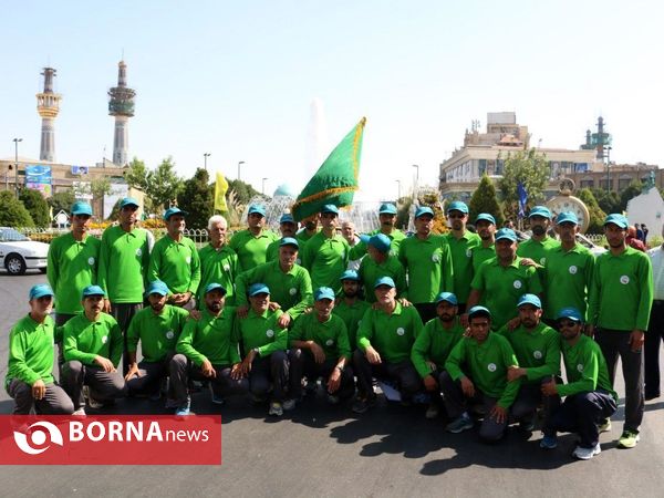 آغوش باز مشهد بر دوندگان جاده ولایت