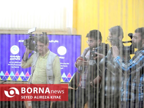 بازدید معاون اول رییس جمهور از صنایع دانش بنیان کسا