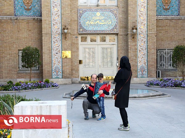 نوروز در تهران ((سردر باغ ملی))