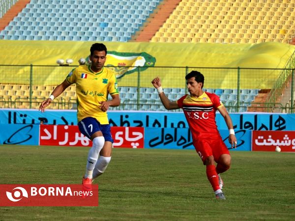 دیدار تیم های فوتبال صنعت نفت - فولاد