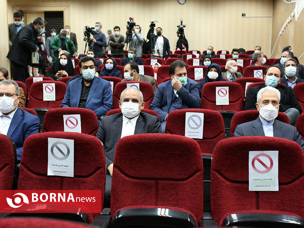 آیین تجلیل از دانش آموزان پژوهشگر و فناوران برگزیده