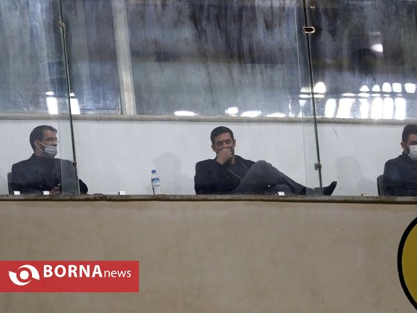 دیدار تیم های فوتبال  پرسپولیس - ماشین‌سازی