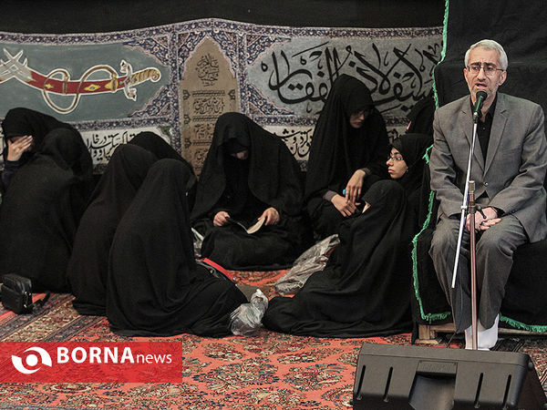 عزاداری ایام فاطمیه در حسینیه سادات اخوی