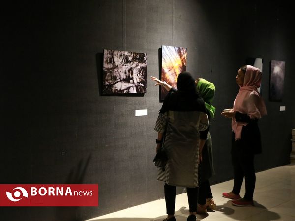نمایشگاه انفرادی عکس های طلا فرجی