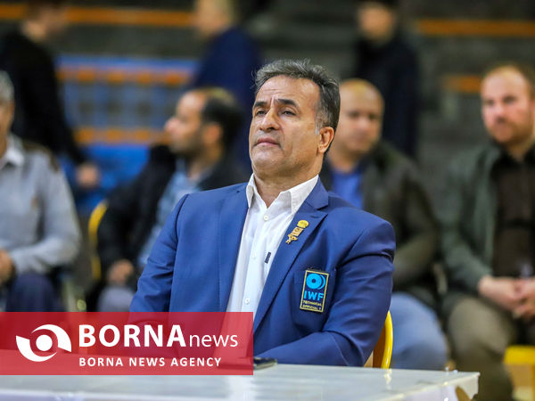 مسابقات وزنه برداری کارگری