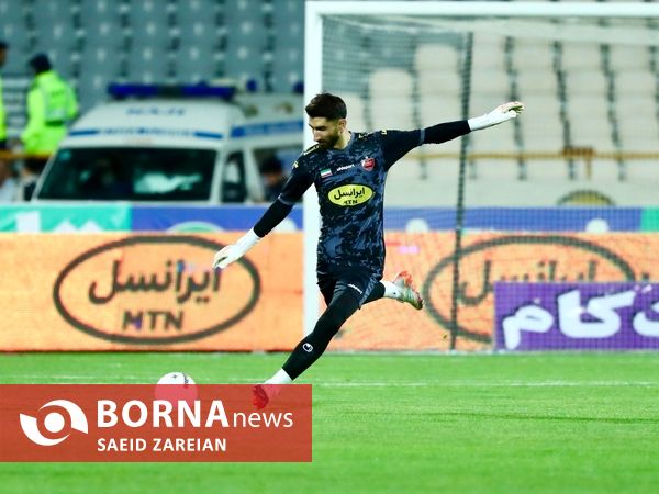 دیدار تیم های پرسپولیس تهران -ملوان بندرانزلی