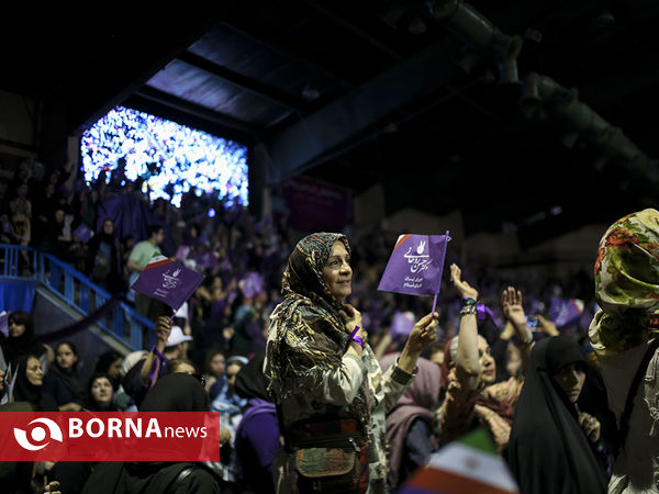 سخنرانی دکتر روحانی در جمع هوادارانش