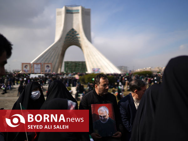 راهپیمایی ۲۲ بهمن - میدان آزادی تهران