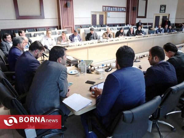 نشست صميمانه استاندار تهران با اصحاب رسانه