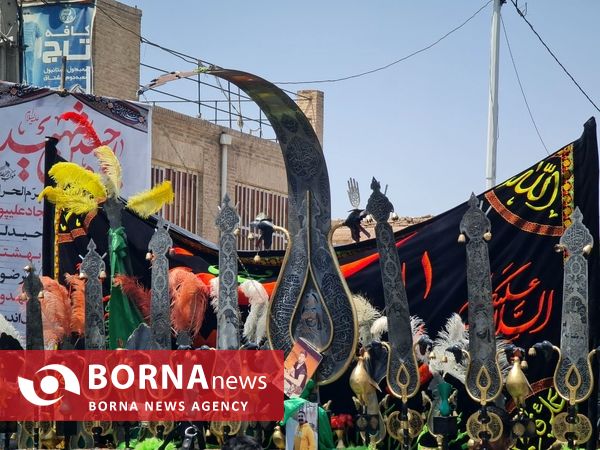 عزاداری مردم کرمان در روز تاسوعا حسینی