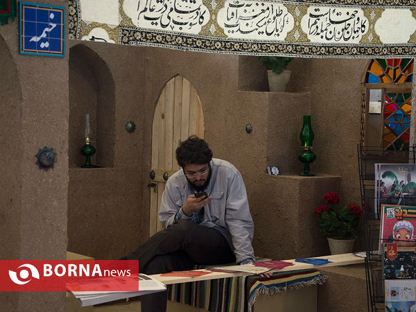 در حاشیه نمایشگاه مطبوعات