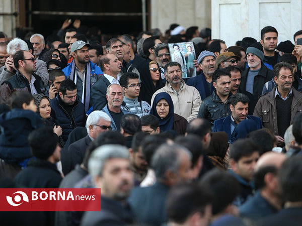 در حاشیه تدفین آیت الله هاشمی رفسنجانی - حرم مطهر امام خمینی(ره)