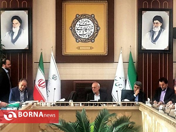 نشست مجمع نمایندگان تهران با استاندار