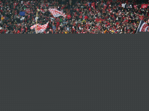 دیدار تیم های پرسپولیس تهران - تراکتورسازی تبریز