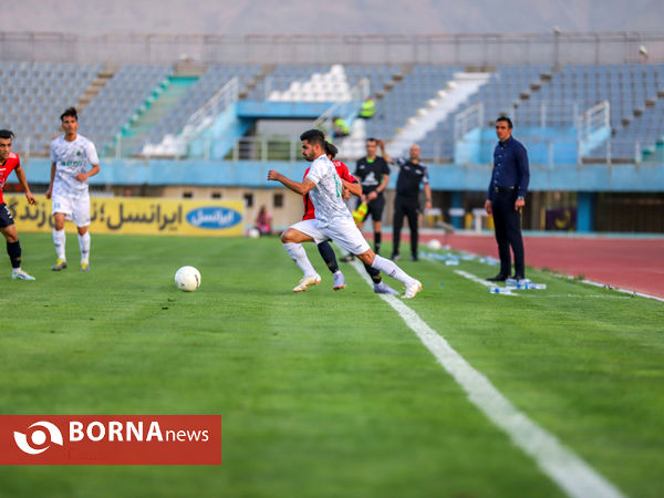 دیدار تیم های فوتبال آلومینیوم - نساجی