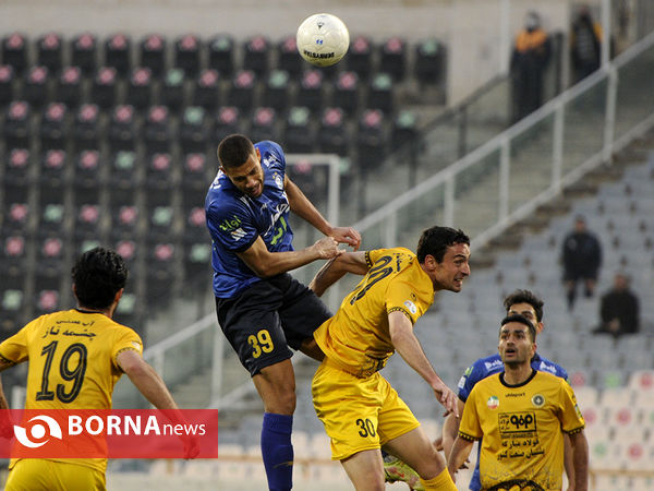 دیدار تیم های های فوتبال استقلال - سپاهان