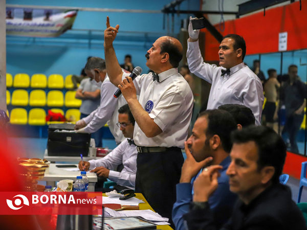 مسابقات بوکس قهرمانی بزرگسالان استان مرکزی