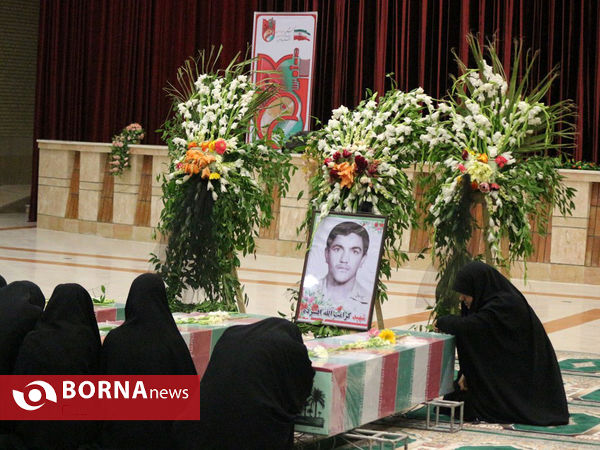 استقبال از شهدای گمنام در فرودگاه شیراز