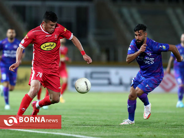 دیدار تیم های فوتبال پرسپولیس - هوادار