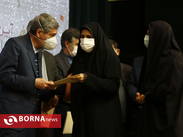 002 (23)